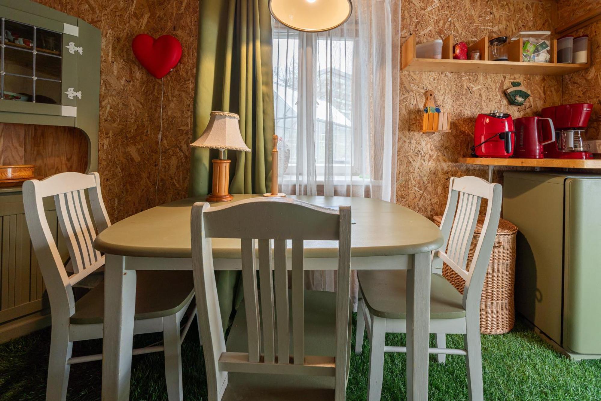 City Center Garden Camping Tallinn Bagian luar foto