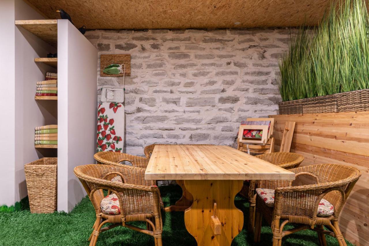 City Center Garden Camping Tallinn Bagian luar foto