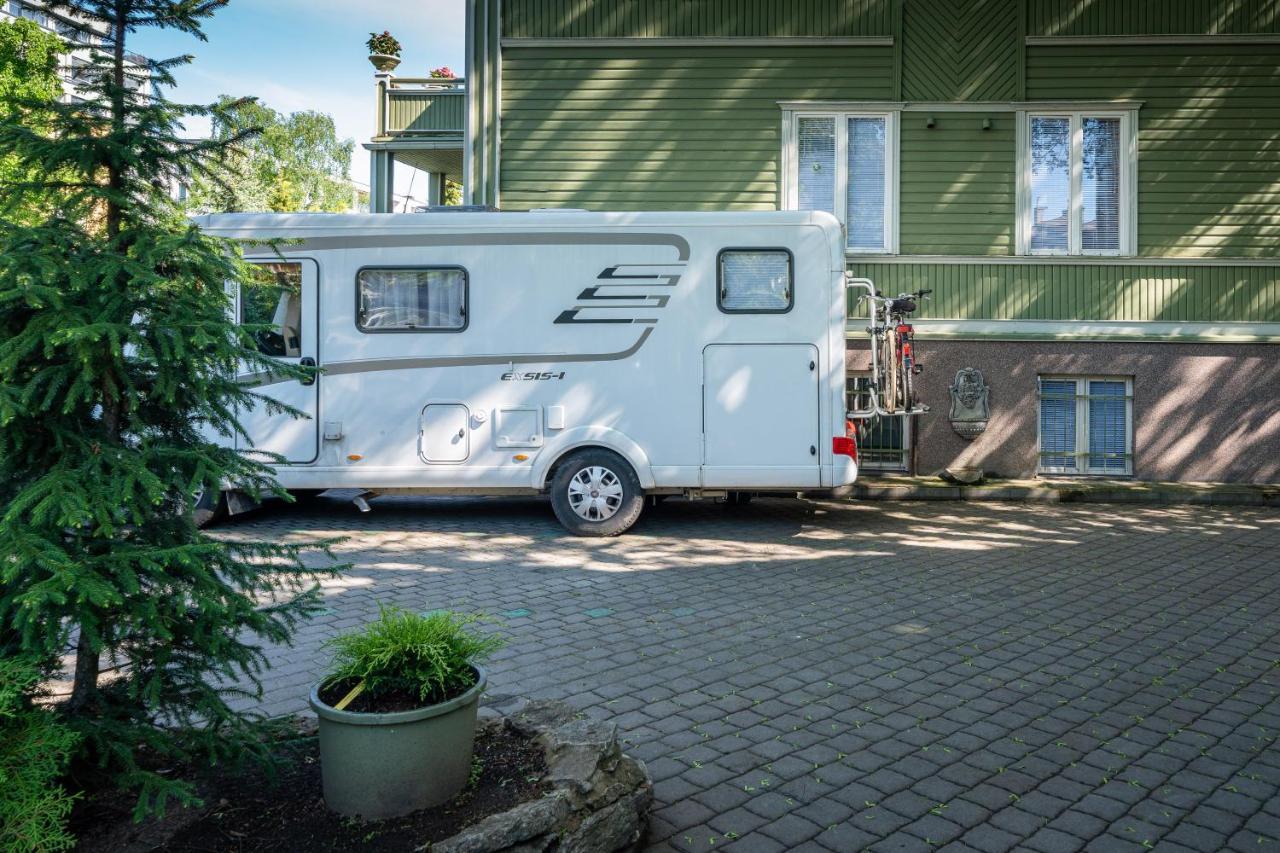 City Center Garden Camping Tallinn Bagian luar foto